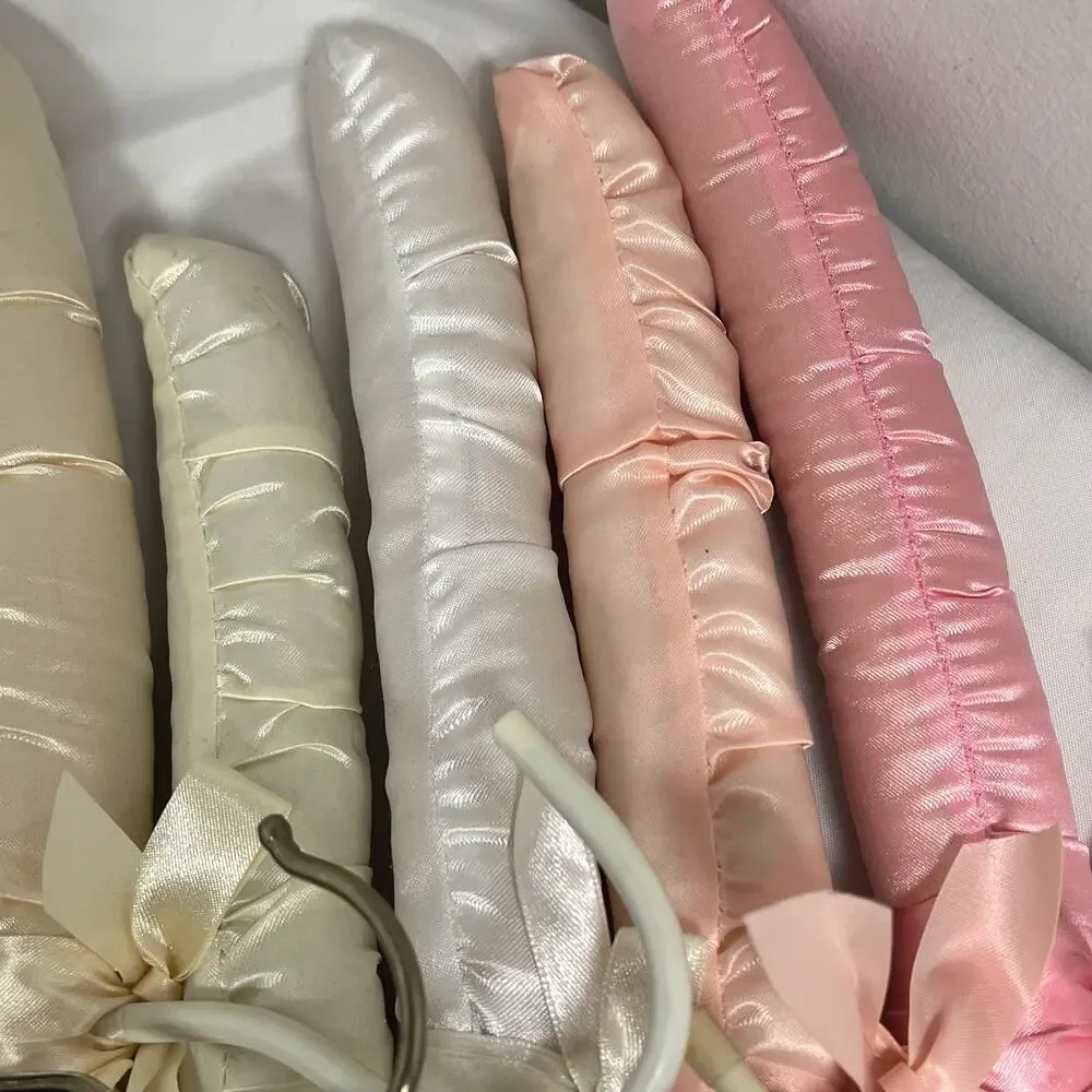 Satin Padded Clothes Glam Hangers Set of 7 for Delicate Clothing Protection